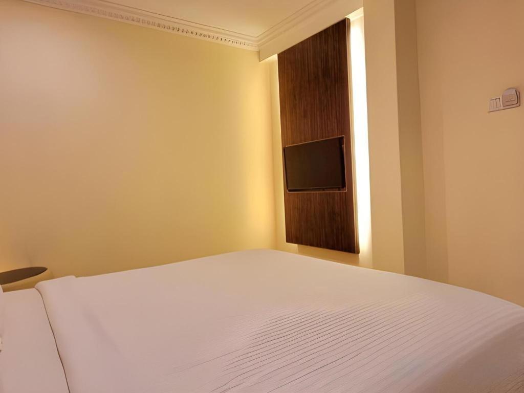 Ritzton Hotel Johor Bahru Esterno foto