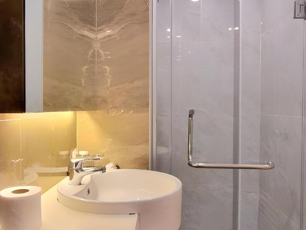 Ritzton Hotel Johor Bahru Esterno foto