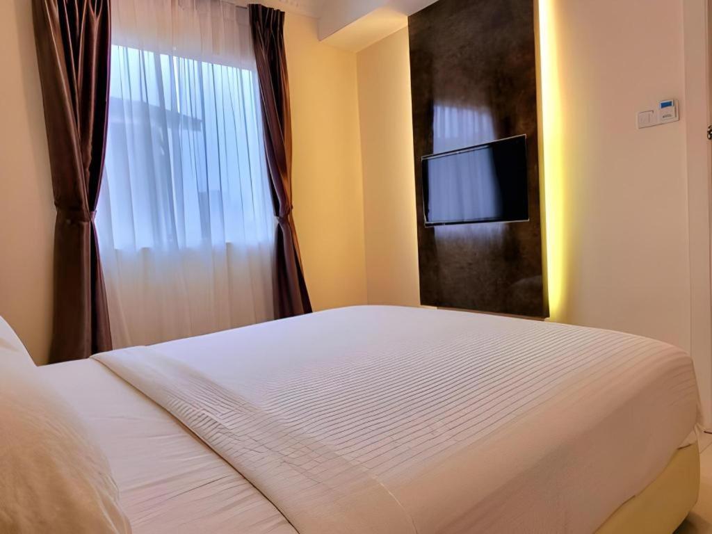 Ritzton Hotel Johor Bahru Esterno foto
